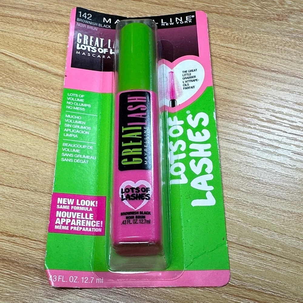 Maybelline Great Lash Mascara in Brownish Black 142 .43oz Fl